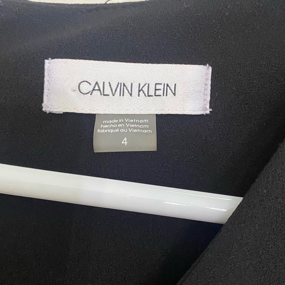 Calvin Klein size 4 black jumpsuit - Picture 2 of 2